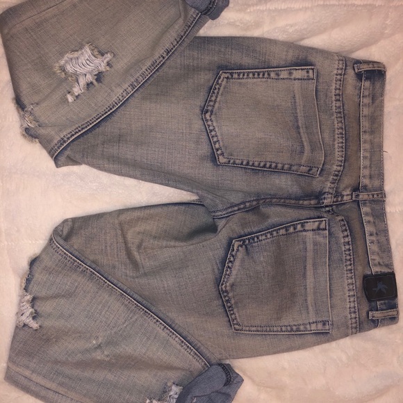 ONE TEASPOON RIPPED BOYFRIEND JEANS - Picture 6 of 6